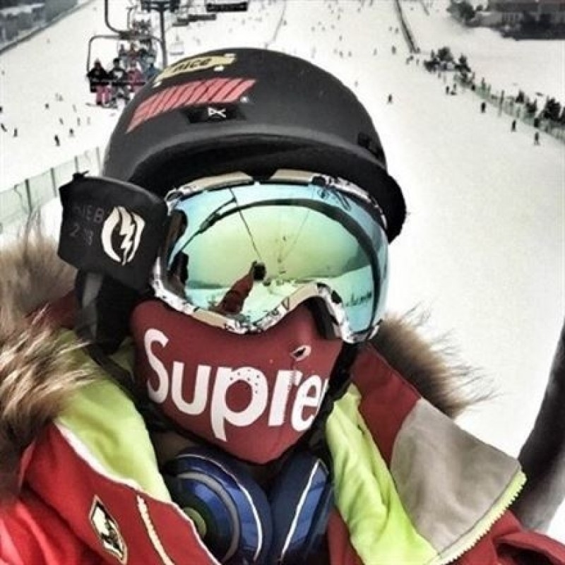 SALE SUPREME Neoprene Face Mask Red Going Skiing? / Canada